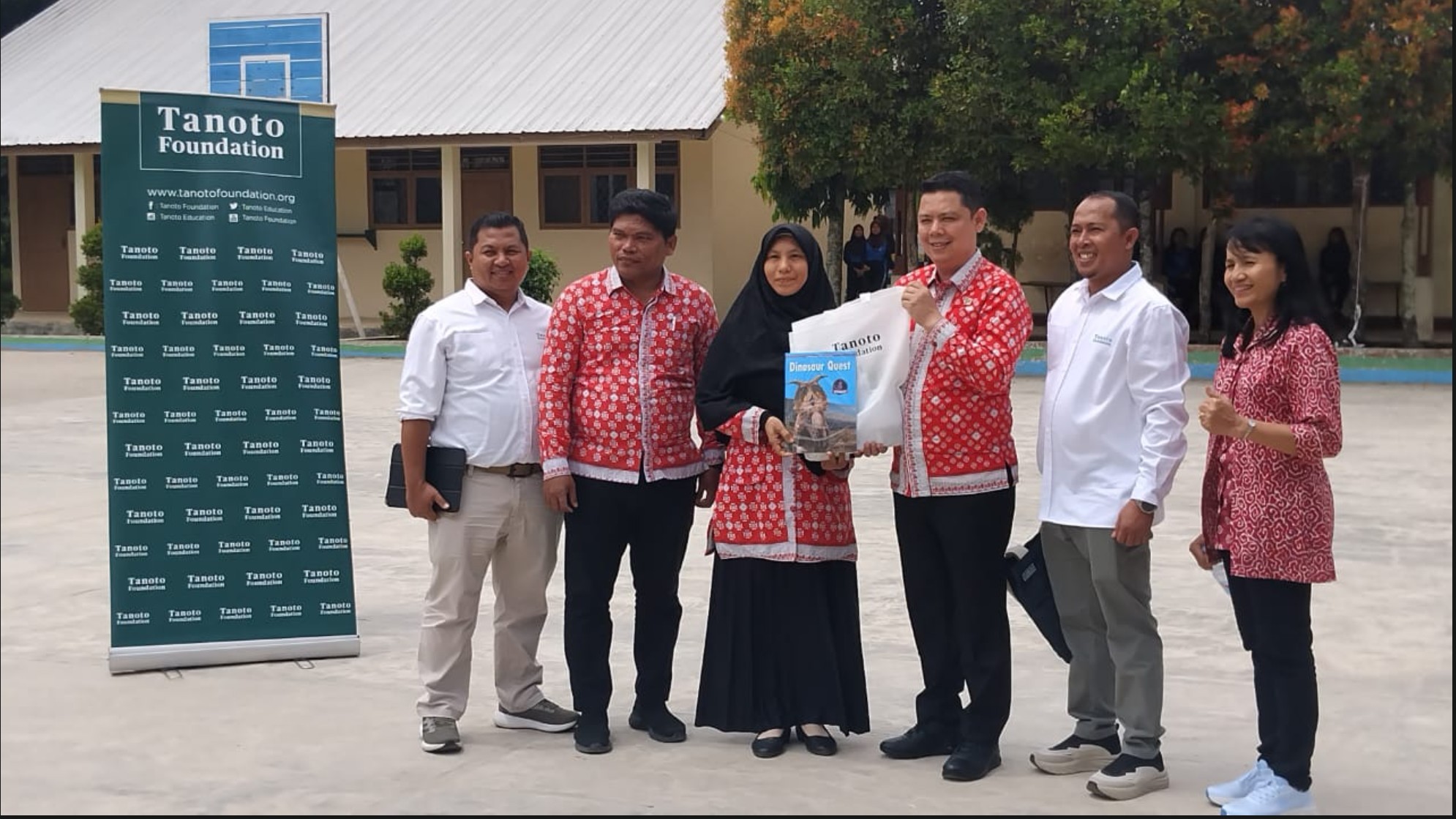 Kadisdik Wakili Wali Kota Pematangsiantar Hadiri Media Leader dan Journalists Tour